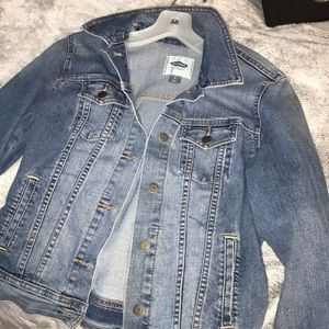 Light wash denim jean jacket